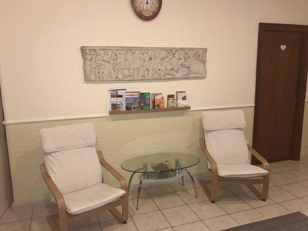 64 Suites Apart Рим Экстерьер фото